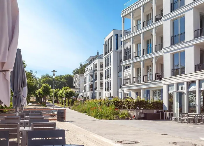 Philine Duenenquartier * Sellin (Rugen)